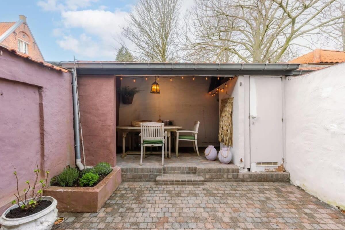 Huswell - Charming Town-House In The Center Of Bruges Villa Dış mekan fotoğraf