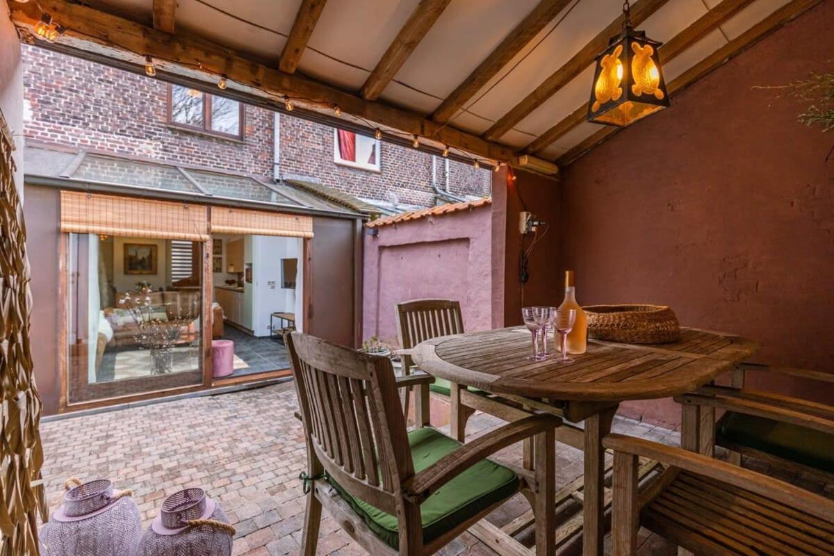 Huswell - Charming Town-House In The Center Of Bruges Villa Dış mekan fotoğraf